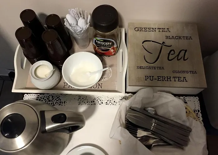 מלון דירות Lawa 3*